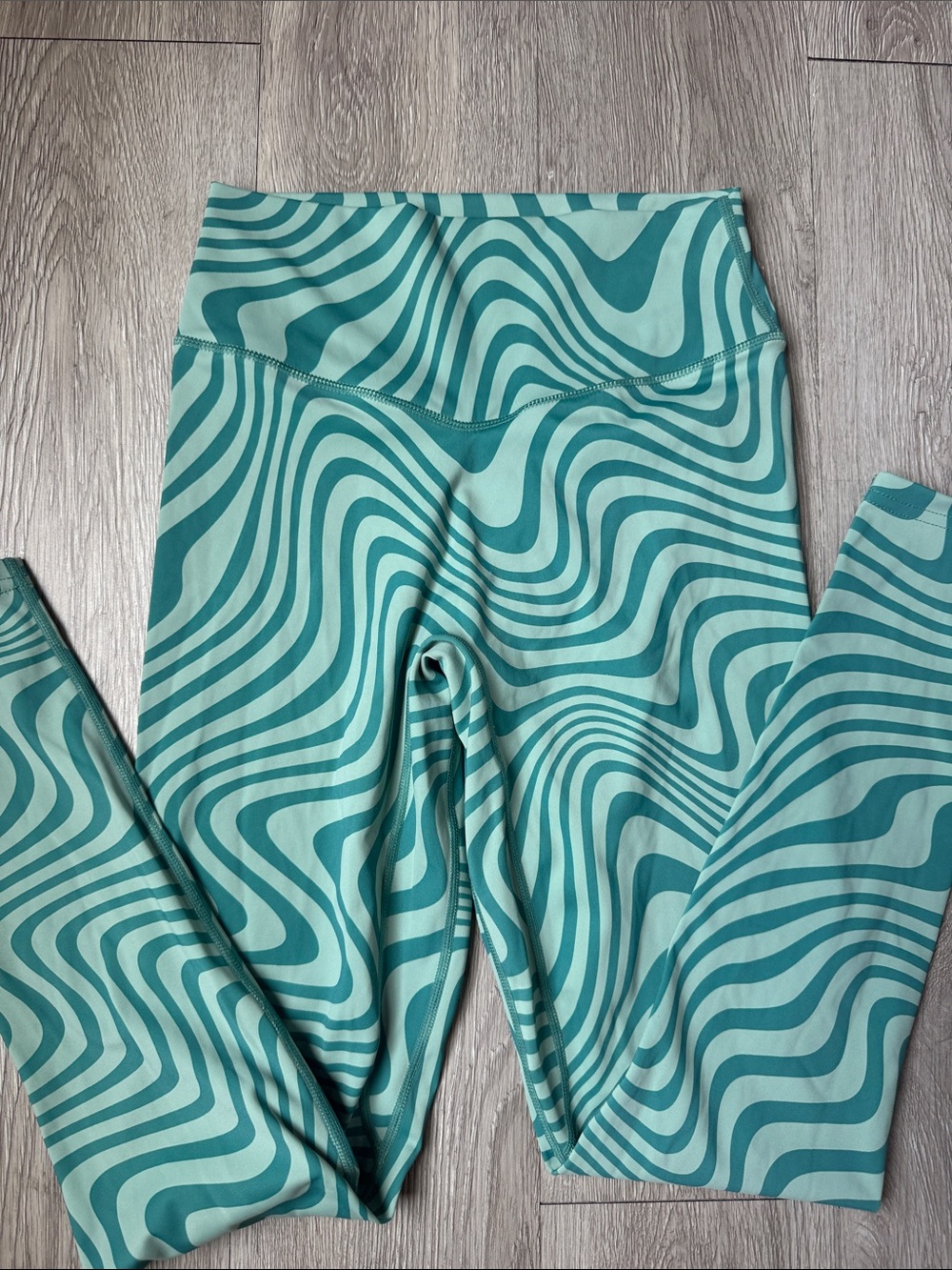 Kids Teal Wave-Print High-Rise Leggings